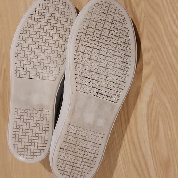 Women's Steve Madden Slip on Shoes Size 6.5 Black Camouflage - Picture 4 of 11